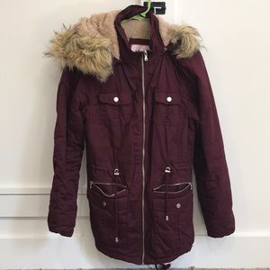 🎉 PRICE DROP 🎉 Burgundy Women’s Winter Jacket